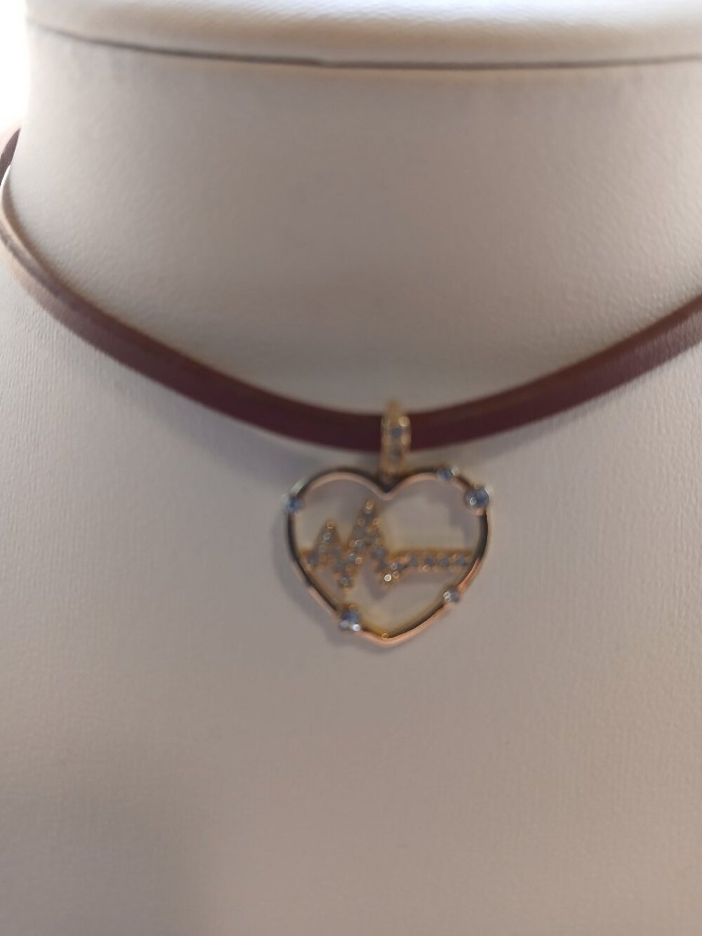 Swarovski Gold Heart Beat Red Leather Choker Size 14.4 Inches